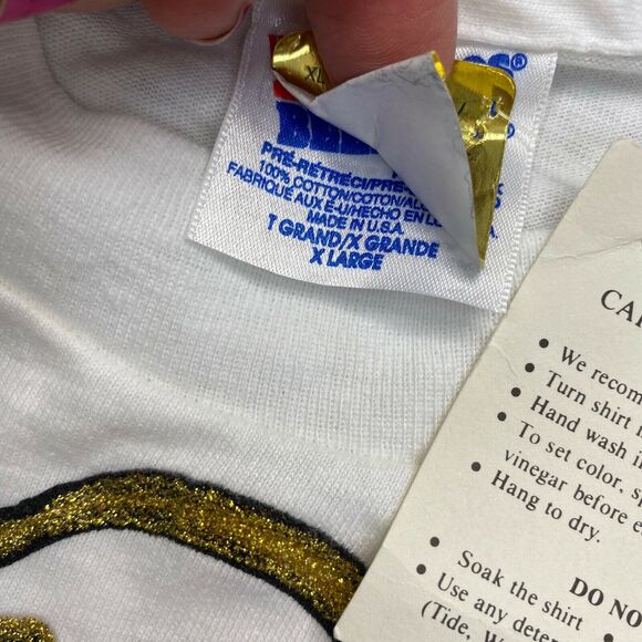 Vintage Lisa Coufal Top XL Unisex Womens USA Patriotic Painted 90s T-Shirt NOS - Picture 4 of 6